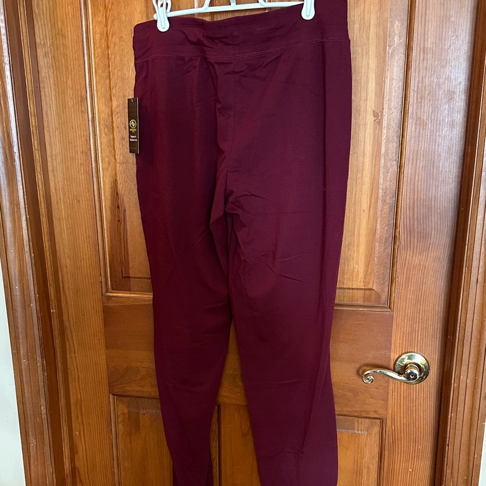Athletic Works Burgundy Pants - Picture 4 of 4